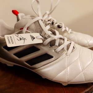 Adidas women's leather soccer boots. Brand new with tags Size 6